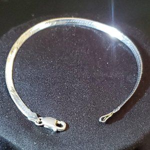 KA 1772 Signed Italy 925 Silver Bracelet w/I Love You and Hearts on the inside